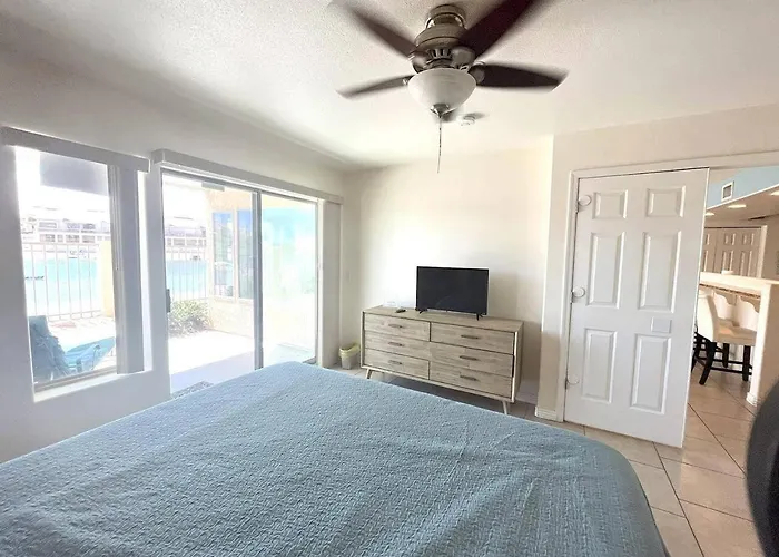 River View 2 King-suites W/beach Access! Apartment Lake Havasu City