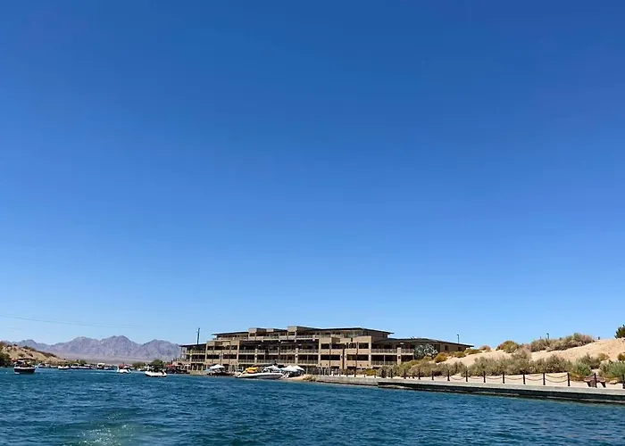 River View 2 King-suites W/beach Access! Apartment Lake Havasu City